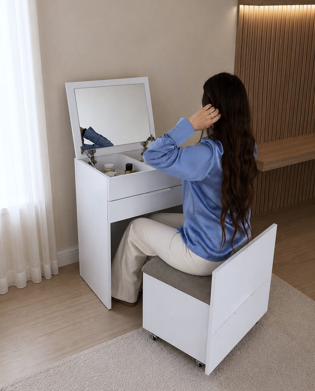 Compact Dressing Table