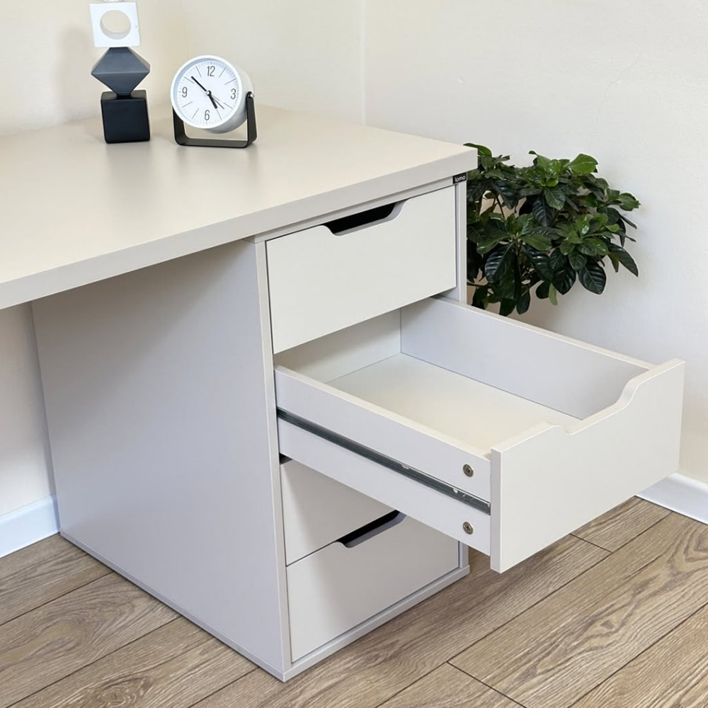 ELIO Desk