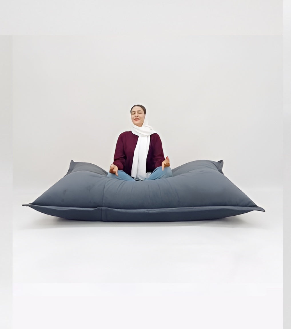 Hulky - Pillow